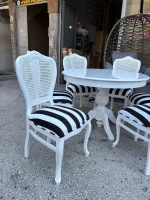 Baba ayak yuvarlak masa takımı parlak beyaz lake boya bambu hasırlı sandalyeler