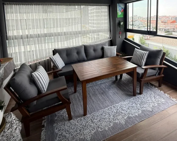 ahsap-balkon-oturma-grubu-cam-balkon-kis-bahcesi-koltuk-0537
