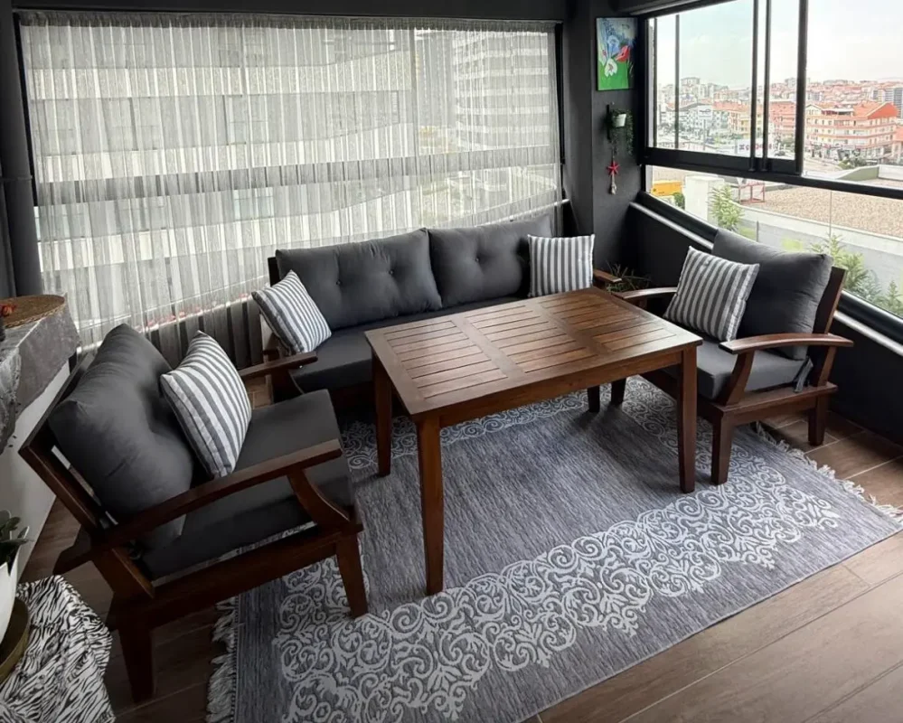 ahsap-balkon-oturma-grubu-cam-balkon-kis-bahcesi-koltuk-0537